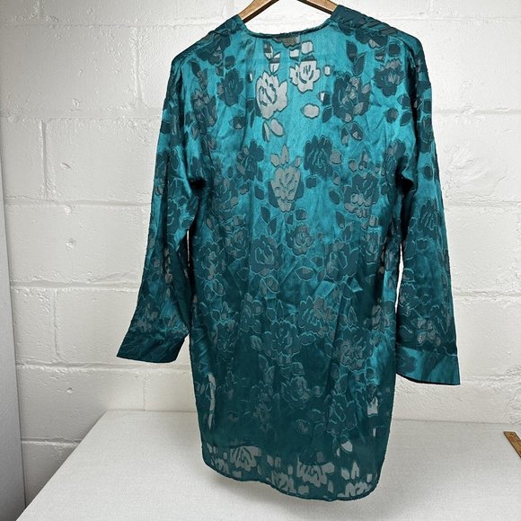 Vintage Victoria's Secret Kimono Size Medium Green Floral Pullover Button Cover - Picture 3 of 10